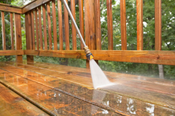 Best Pool Deck Cleaning in Garden City, NY